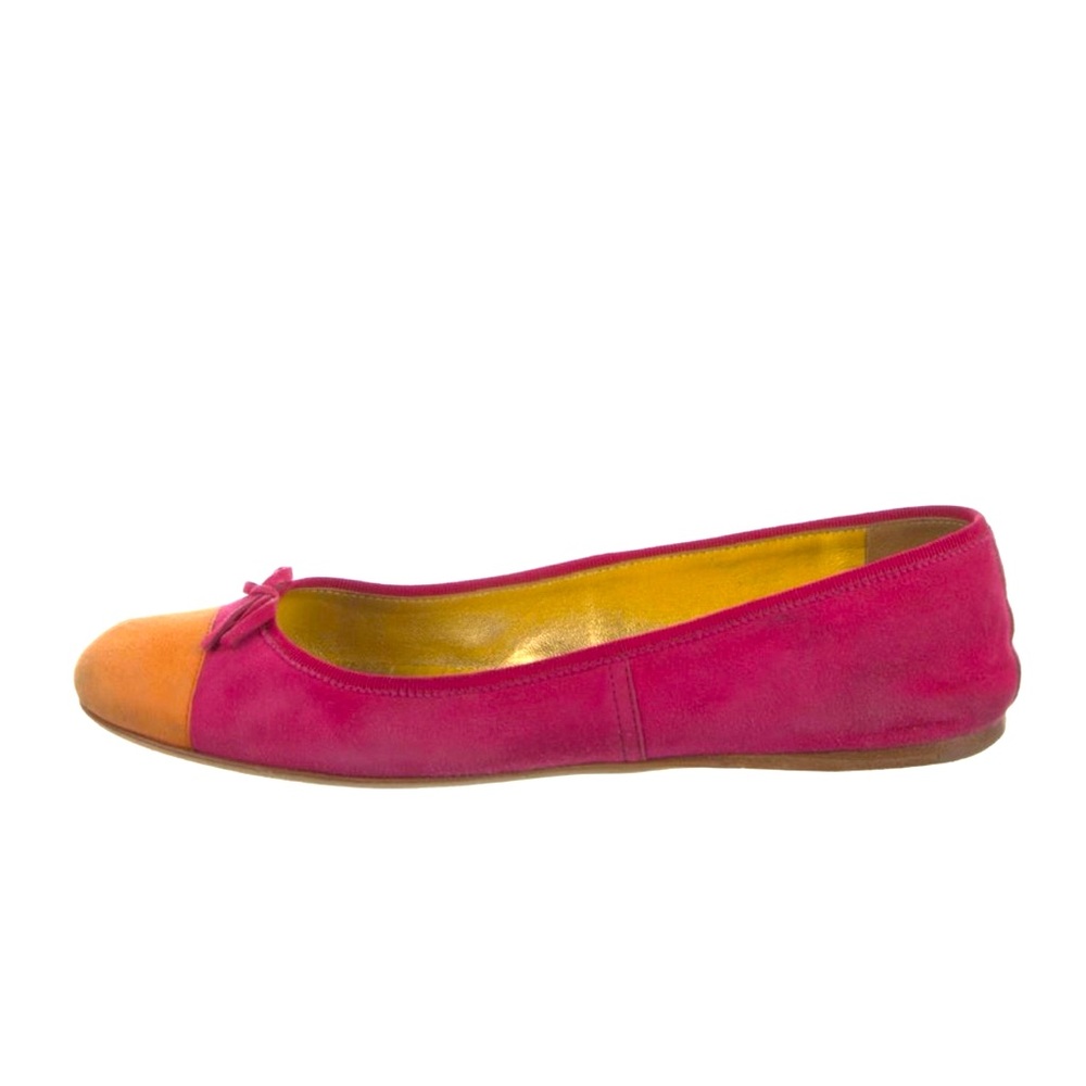 Prada
Suede Bow Accents Ballet Flats
Size 7 US